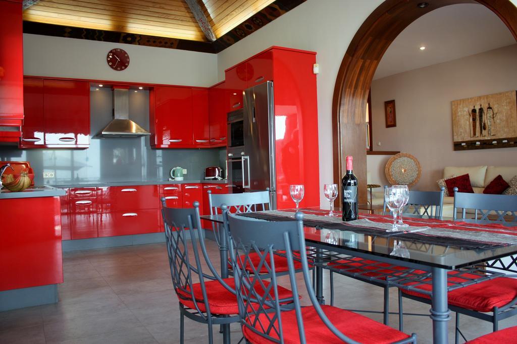 Villas Anais Callao Salvaje Room photo